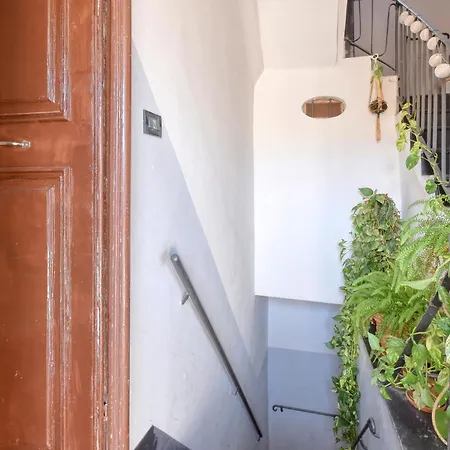 Apartment 2 Bedroom Lovely In *